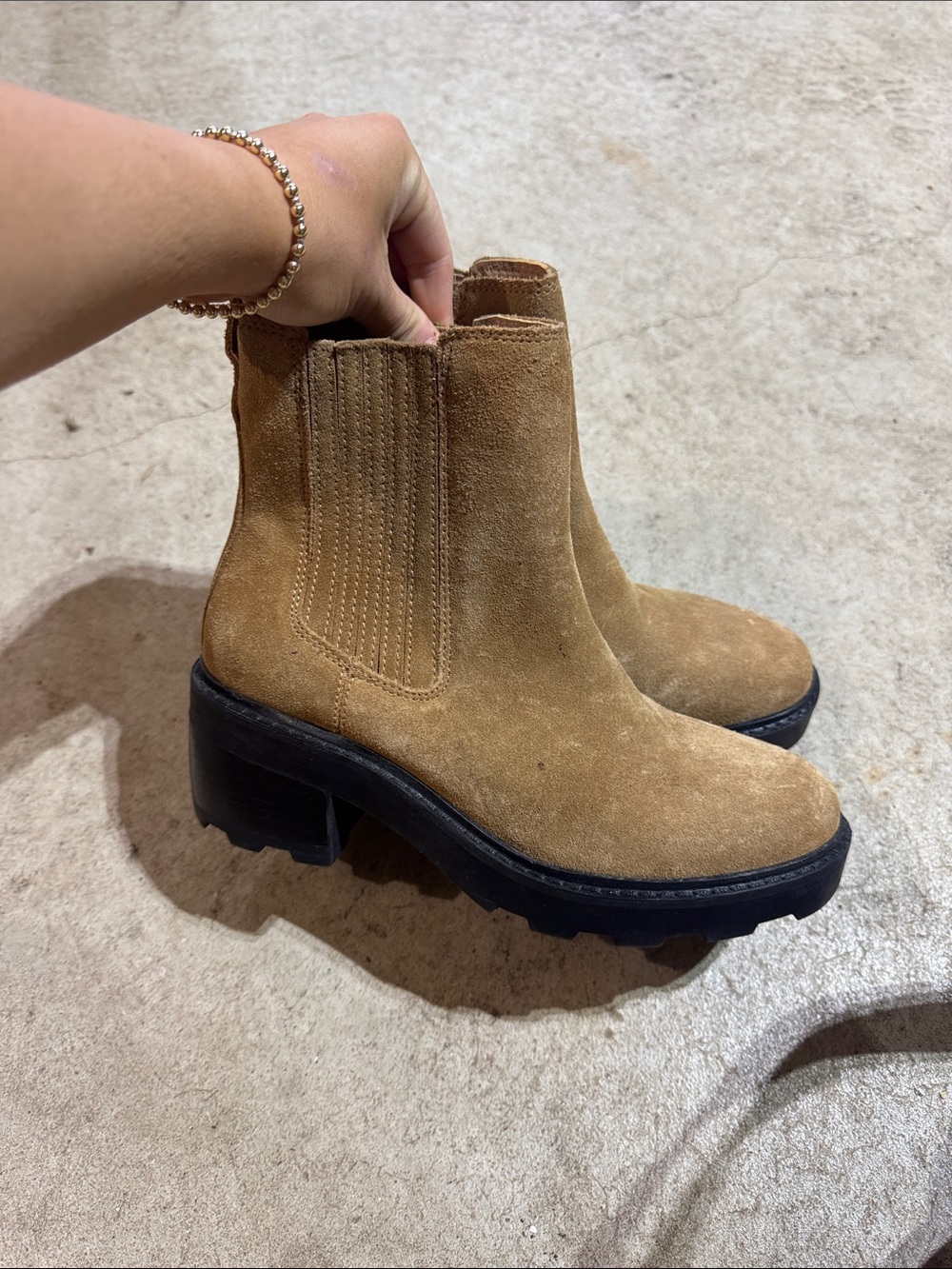 Women's Chelsea Suede Ankle Boots - Tan